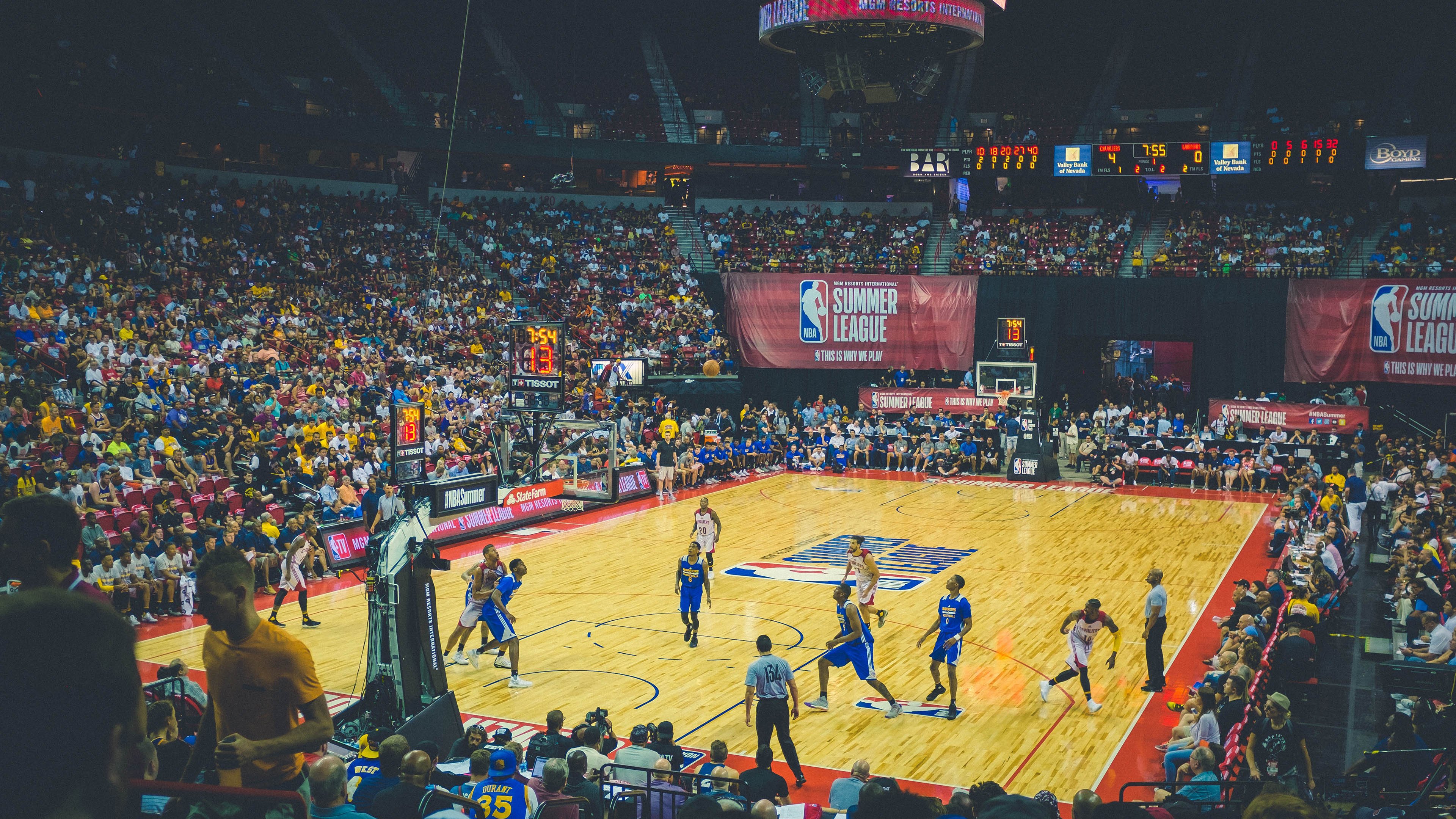 中超裁判管理体制改革正式启动，中超的裁判